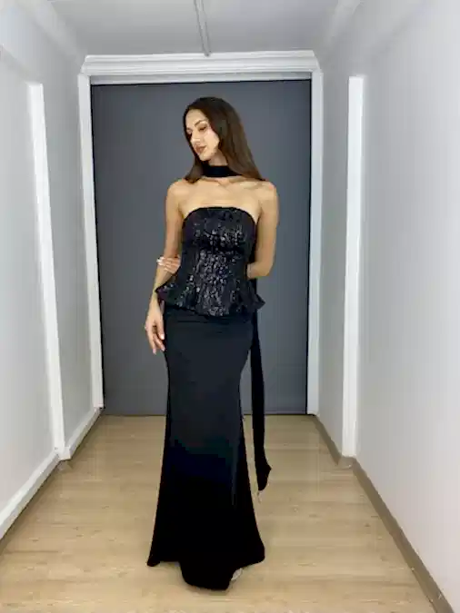 Siyah Straplez Üst Korsajlı Balık Uzun Abiye Elbise