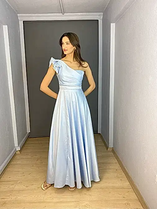 Bebe Mavisi Saten Tek Omuz Detaylı Uzun Abiye Elbise