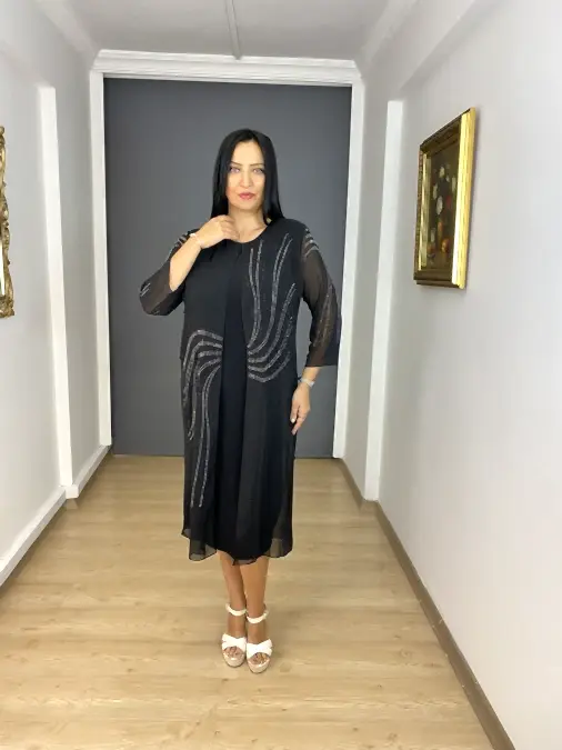 Lacivert Büyük Beden İç Likralı Üst Şifon İnci Detaylı Yuvarlak Yaka Abiye Elbise