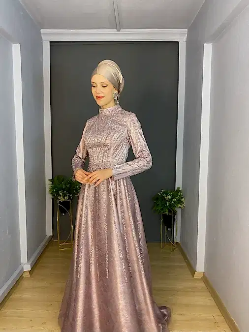 Gül Kurusu Tesettür Tül Kapartma Sim Detaylı Uzun Abiye Elbise