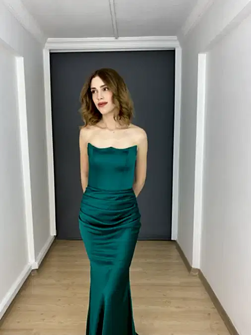 Mor Straplez Saten Göbeği Kamufle Eden Uzun Abiye Elbise