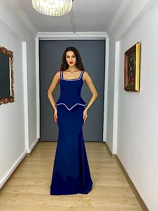 Lacivert Kare Yaka Taş Detaylı Bel Korsajlı Balık Uzun Abiye Elbise