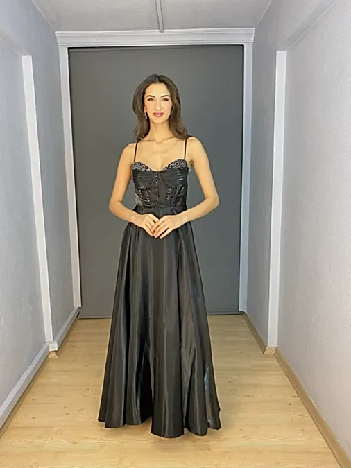 Siyah İp Askılı Göğüs Kristal Boncuk İşli Organze Saten Uzun Abiye Elbise