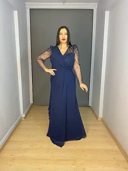 Lacivert Uzun Kollu Büyük Beden Kol Gögüs Taş Detaylı V Yaka Abiye Elbise