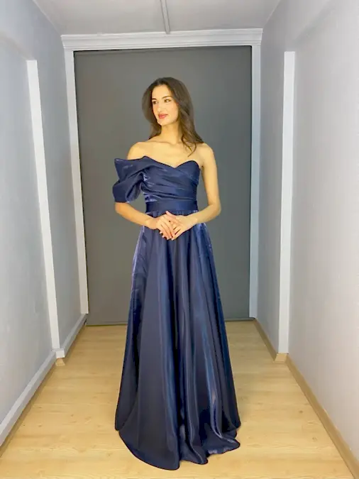 Lacivert Tek Omuz Detaylı Organze Saten Uzun Abiye Elbise