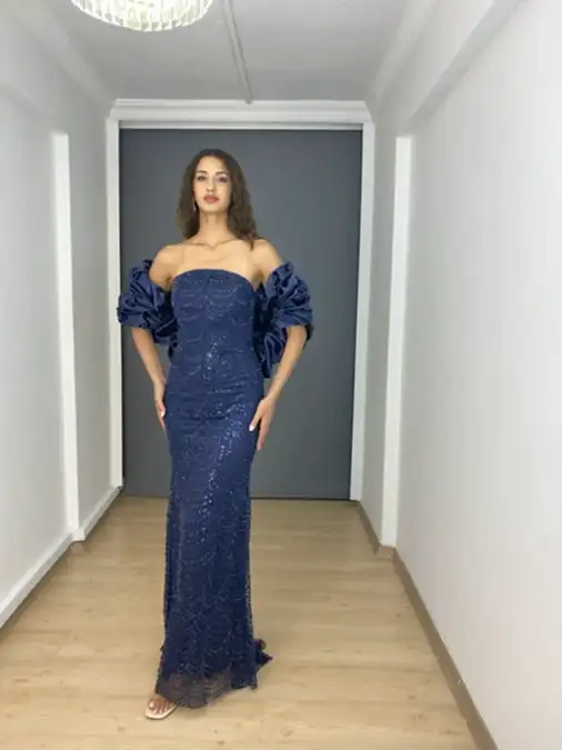 Bej Straplez Pul Boncuk İşlemeli Kol Aksesuarlı Balık Uzun Abiye Elbise